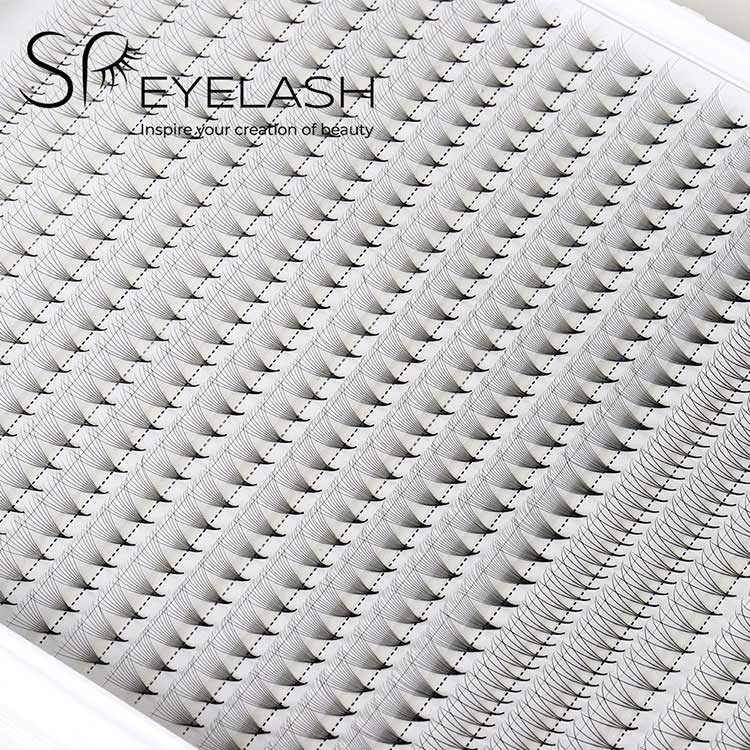 Pointy Base Russian Pre fan Lash