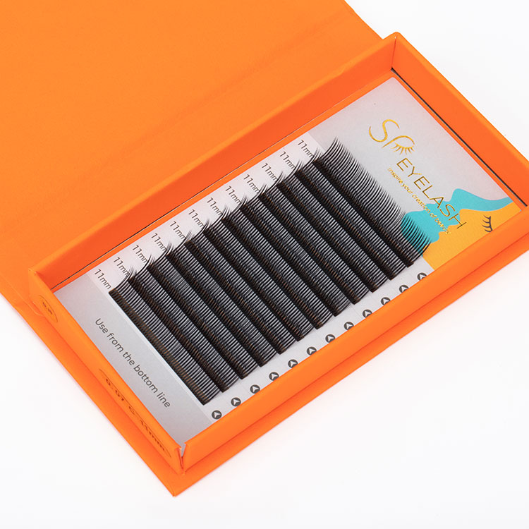 Falsum Eyelash Flora Lashes